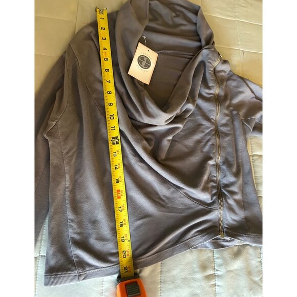 Made Gray Asymmetrical Zip Front Drape Neck Long Sleeve Top Women’s Size XS - Picture 4 of 13